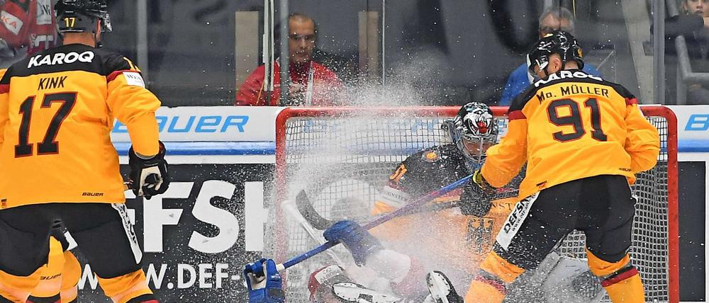 Timo Pielmeier im Tor der Deutschen war nicht zu beneiden.