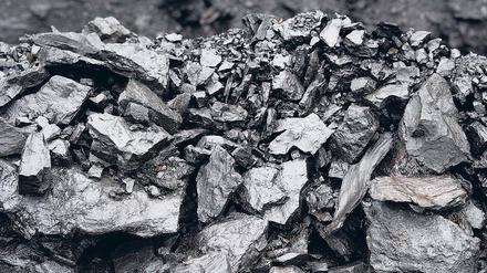 Hartes Geschäft. Die Verstromung von Braunkohle gilt als besonders schädlich für das Klima. In der Lausitz hängen aber Tausende Arbeitsplätze davon ab. 