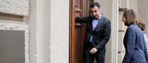 Noch ist die Tür offen: Cem Özdemir und Katrin Göring-Eckhardt am Montag auf dem Weg zu den Sondierungen.