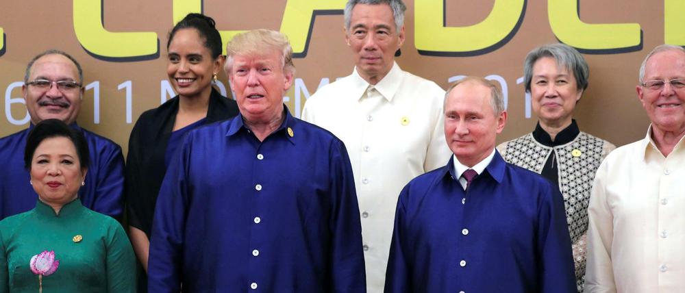 Donald Trump, Wladimir Putin und andere Staats- und Regierungschefs der Apec-Staaten beim Gipfel in Vietnam.