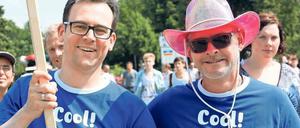Schwule Lehrer auf dem Christopher Street Day in Hamburg.