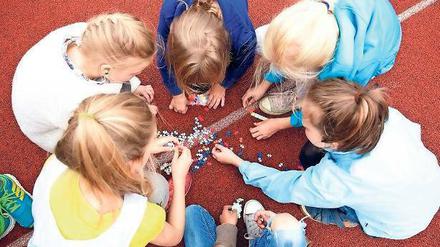 Rennen und rechnen beim „Matheatlon“ ab Klasse eins. 