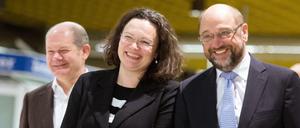 SPD-Chef Martin Schulz (rechts), Hamburgs Erster Bürgermeister Olaf Scholz und Andrea Nahles, Vorsitzende der Bundestagsfraktion.