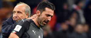 In Tränen aufgelöst: Torwartlegende Gianluigi Buffon.