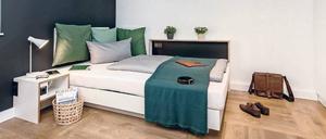 Ein Daybed für zwei. 1,4 Meter Breite reichen für ein Pärchen. Besuch ist für die Betreiber dieses Apartment-Hotels kein Problem. 