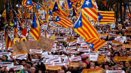 750.000 Demonstranten versammelten sich in der Nähe des Regionalparlaments.