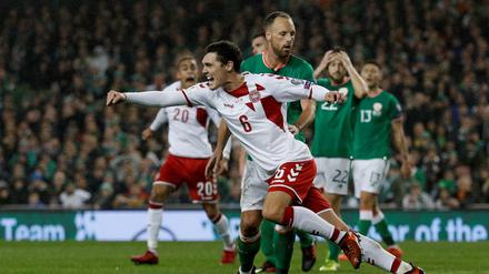Ab nach Russland. Andreas Christensen feiert den dänischen Sieg in den WM-Play-offs.
