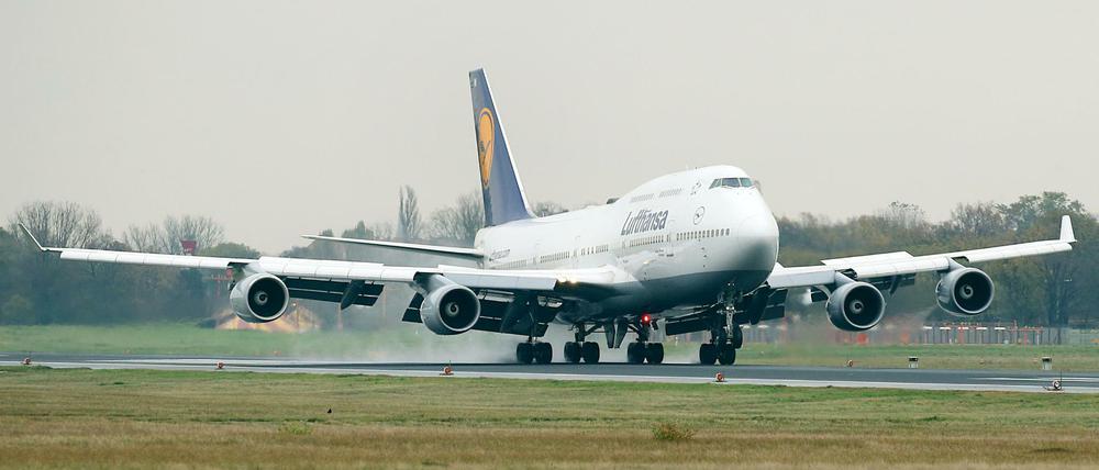 Großes Ding: Die Lufthansa setzt in Berlin-Tegel Jumbos ein, um nach dem Aus für Air Berlin die Nachfrage zu befriedigen.