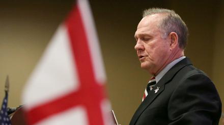 Die Anschuldigungen wiegen schwer, doch Richter Roy Moore sieht sich als Opfer einer "Hexenjagd".