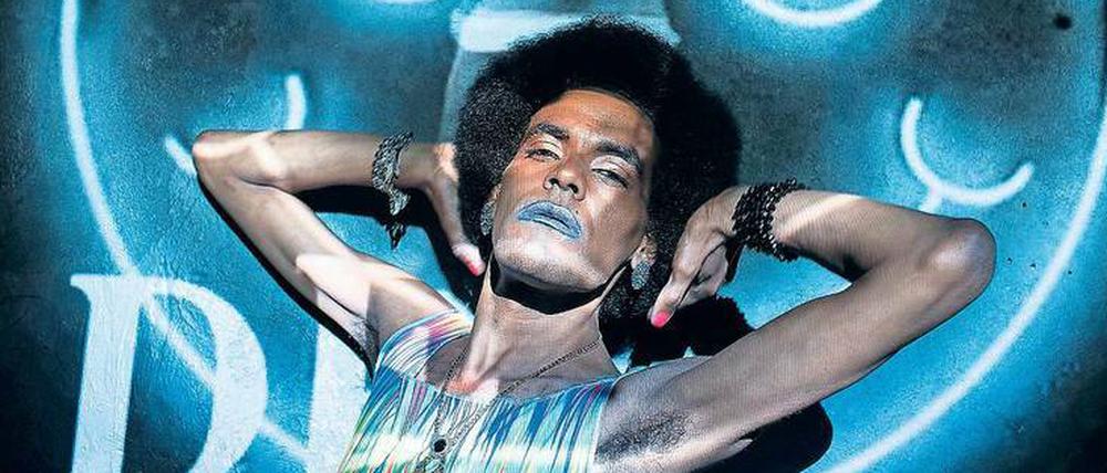 Brasilianischer Glamour. Die Ausstellung ist vom biografischen Filmprojekt „Queer City“ inspiriert.