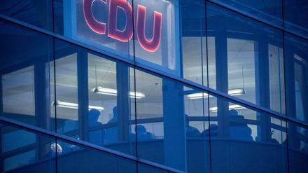 Teilnehmer der Sondierungsgespräche tagen in Berlin im Konrad-Adenauer-Haus, der CDU Bundeszentrale.