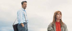 Hitchcock lässt grüßen. Anna (Birgit Minichmayr) glaubt, dass ihr Partner Nick (Philipp Hochmair) sie umbringen will.