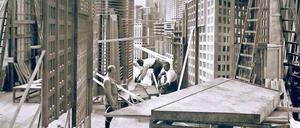 Visionen aus Holz und Papier. Kulissenbau für Fritz Langs Science-Fiction-Film „Metropolis“ in Babelsberg. 
