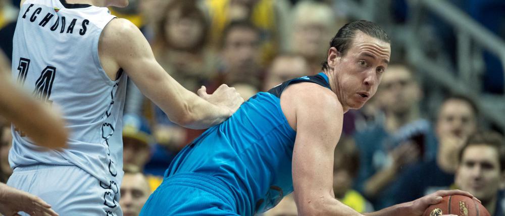 Dennis Clifford bekommt es am Samstag gegen Oldenburg mit einem der momentan besten Center der Bundesliga zu tun.