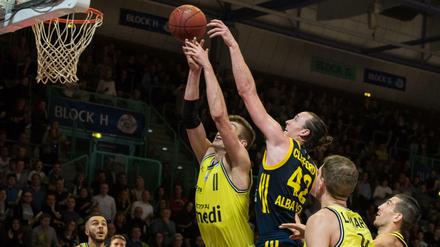 Ab nach oben. Dennis Clifford hat die Erwartungen mit Alba Berlin bisher eindrucksvoll erfüllt.