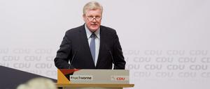 Der Vorsitzende der CDU in Niedersachsen, Bernd Althusmann, spricht am Montag bei einem Parteitag der CDU Niedersachsen. 