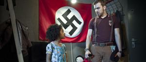 Die Mini-Serie "Familie Braun" mit Lara (Nomie Lane Tucker) und Vater Thomas (Edin Hasanovic) wurde in New York mit einem International Emmy ausgezeichnet.