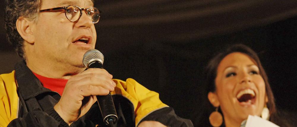 Al Franken und Leeann Tweeden bei einem gemeinsamen Auftritt 2006.