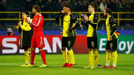 Schwerer Gang. Die Dortmunder Mannschaft steckt in einer tiefen Krise.
