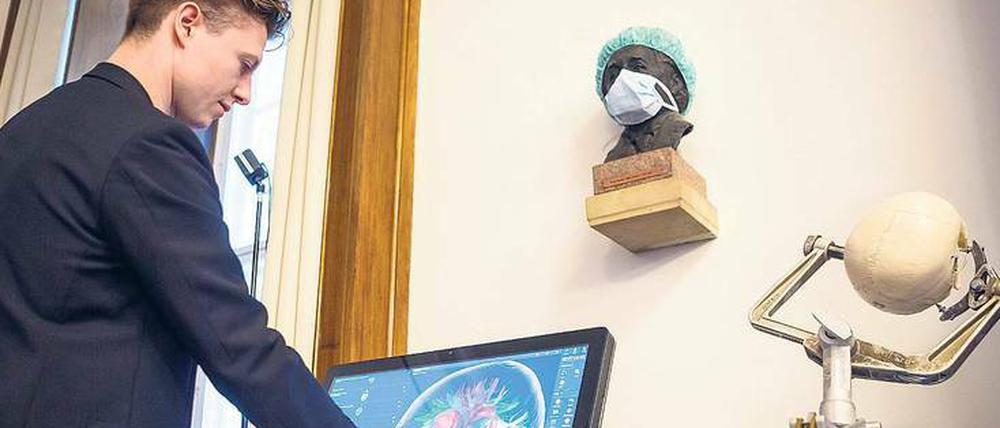 Bloß nicht belehren. Besucher des Humboldt-Labs sollen „in den Erkenntnisprozess einbezogen werden“, heißt es. Beispiele für künftige Ausstellungsformate kamen am Mittwoch aber eher unspektakulär daher.