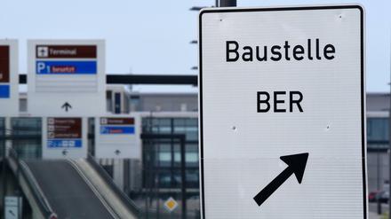 Seit 2000 Tagen eine Baustelle: Der BER.