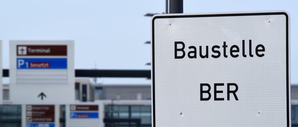 Seit 2000 Tagen eine Baustelle: Der BER.