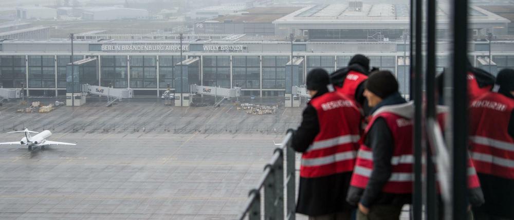 Immer nur "fertiger und fertiger", aber leider weiterhin nicht fertig: der BER in Schönefeld.