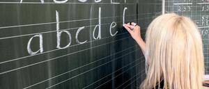 Ungleiche Bezahlung und zu viele Quereinsteiger in Berlins Grundschulen. (Symbolbild)