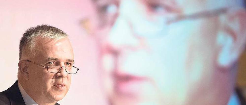 Mächtiger Mann. Unions Präsident Dirk Zingler zog auf der Mitgliederversammlung ein positives Fazit zum Geschäftsjahr.