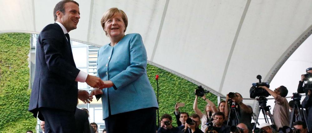 Der französische Präsident Emmanuel Macron erhofft sich von der deutschen Regierung eine enge militärische Kooperation.