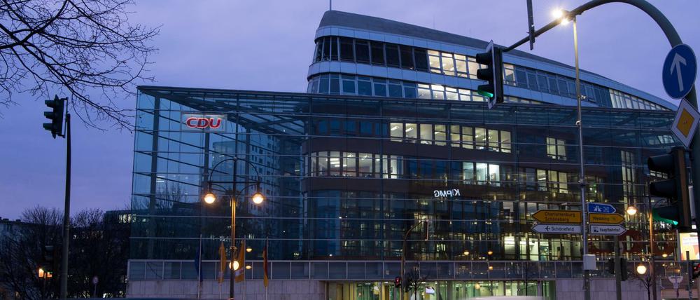 Auch die CDU-Zentrale in Berlin wurde im Zusammenhang mit der Spendenaffäre um Ex-Geheimagent Werner Mauss durchsucht.