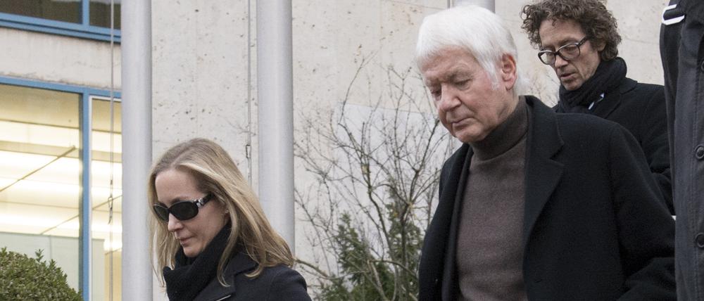 Anton Schlecker und seine Kinder Meike und Lars Schlecker am Montag vor dem Stuttgarter Gericht.