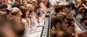 2,85 Millionen Studierende sind in Deutschland zum Wintersemester eingeschrieben.