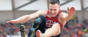 Weiter Satz. Markus Rehms Bestmarke liegt bei 8,40 Metern. 