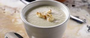 Als Suppeneinlage passen geröstete oder vergorene Röschen sehr gut.