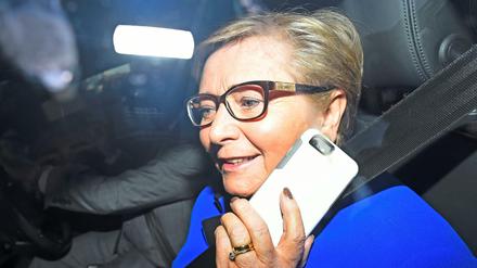 Irlands Vize-Regierungschefin Frances Fitzgerald auf dem Weg in das Regierungsgebäude in Dublin, Irland, am 28.11.2017.