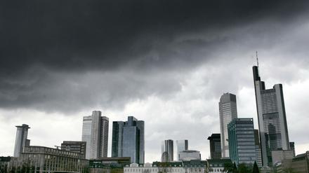 Heiter bis wolkig. Die Banken gehen gestärkt aus der Finanzkrise. Experten warnen vor zu viel Gelassenheit.