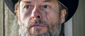 Gottesmann. Guy Pearce verkörpert die Ausgeburt des Bösen.