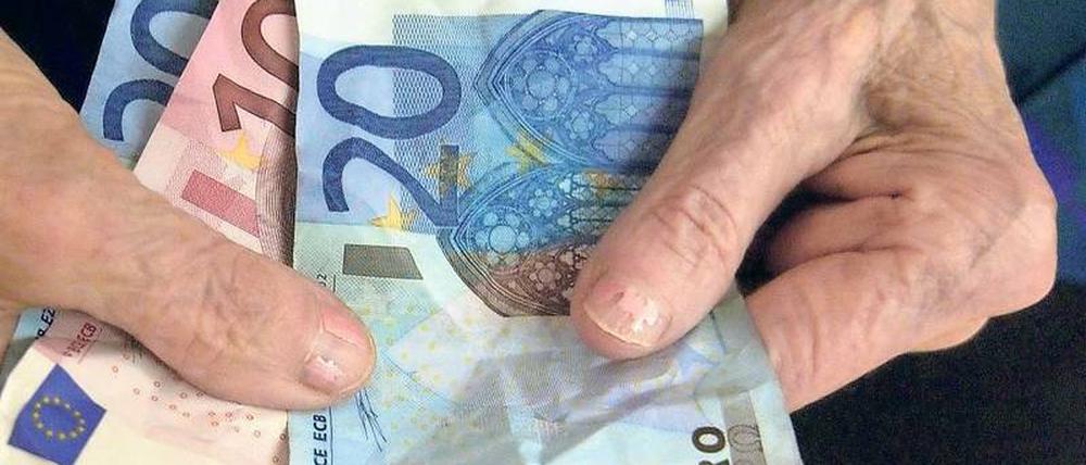 Wer zusätzlich in die Rentenkasse einzahlt, bekommt hinterher mehr Rente.