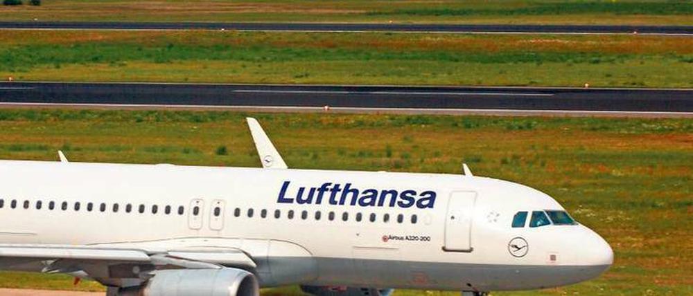 Im Ringen um die Zukunft der Air-Berlin-Tochter Niki rechnet sich Niki Lauda wieder Chancen aus, die einst von ihm gegründete Air-Berlin-Tochter Niki zu übernehmen.