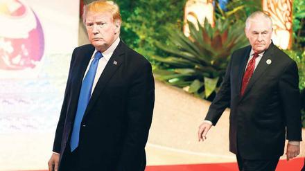  Der amerikanische Außenminister Rex Tillerson und Präsident Donald Trump mochten sich nie und haben zu fast allen Themen entgegengesetzte Ansichten. 