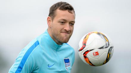 Der Ball ist wieder sein Freund. Im Training gelangen Julian Schieber am Mittwoch schon ein paar Tore. 