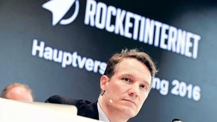 Rocket-Chef Oliver Samwer lehnt Forderungen nach Kurspflege und Dividende ab.