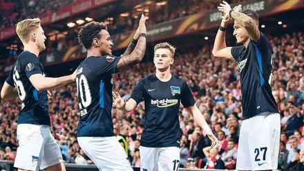 Plötzlich drin. Arne Maier, Valentino Lazaro, Maximilian Mittelstädt und Davie Selke (v.l.) hatten zu Beginn der Saison aus diversen Gründen keinen Stammplatz bei Hertha BSC. Inzwischen haben sie sich in den Vordergrund gespielt – auf Kosten anderer Kollegen. 