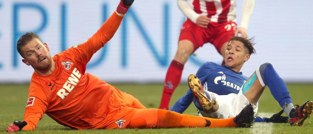 Köln am Boden. Das Team um Torwart Timo Horn ist nach 14 Spielen noch sieglos.