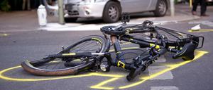 Gefährliches Pflaster. In Berlin gab es in diesem Jahr schon neun getötete Radfahrer.