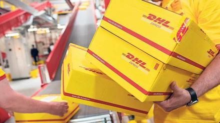 Im Visier. In diesen Wochen liefert DHL besonders viele Pakete aus.