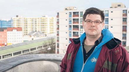 Ein Jahr, fünf Wochen, vier Stunden. Findet Andrej Holm es schade, nicht mehr im Amt zu sein – als Vorkämpfer einer sozialeren Mieterstadt? „Mal so, mal so.“