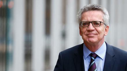 Thomas de Maizière macht sich für vertrauliche Gespräche mit der SPD stark.