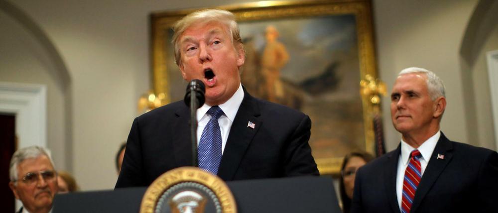 Donald Trump erklärt am Montag seine Raumfahrtpläne.